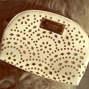 Victoria's Secret makeup bag💄